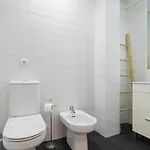 Stunning 3br 2bth With Parking And Jacuzzi *