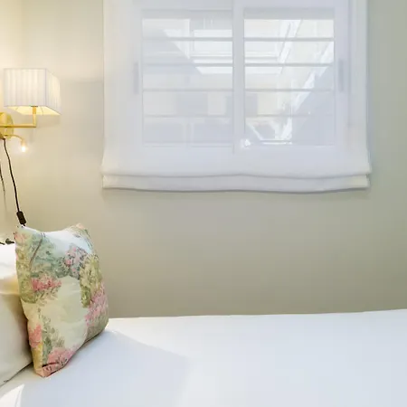 Stunning 3br 2bth With Parking And Jacuzzi