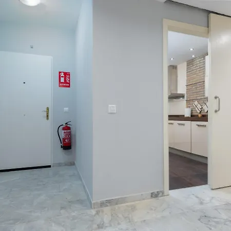 شقة Stunning 3br 2bth With Parking And Jacuzzi إشبيلية
