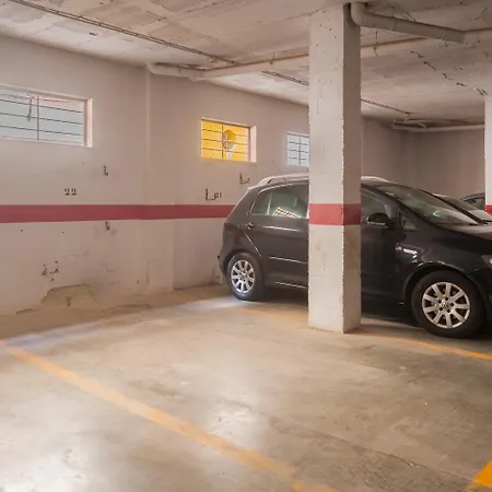 Stunning 3br 2bth With Parking And Jacuzzi * إشبيلية